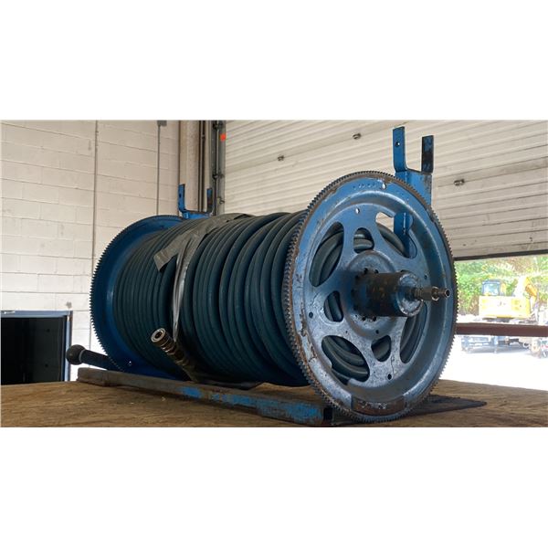 BLUE METAL REEL WITH INDUSTRIAL AIR HOSE