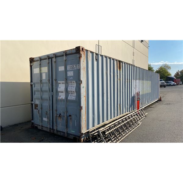 40FT SHIPPING CONTAINER WITH DUAL SWING REAR DOORS *REQUIRES HIAB/CRANE FOR REMOVAL*
