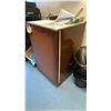 Image 2 : INDESIT BROWN VINTAGE MINI FRIDGE