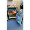 Image 3 : INDESIT BROWN VINTAGE MINI FRIDGE