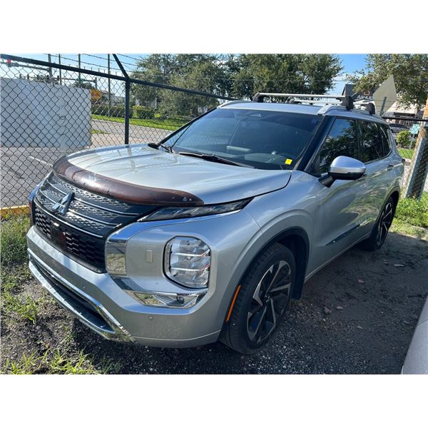 2022 Mitsubishi Outlander SEL  5-Dr.  SUV