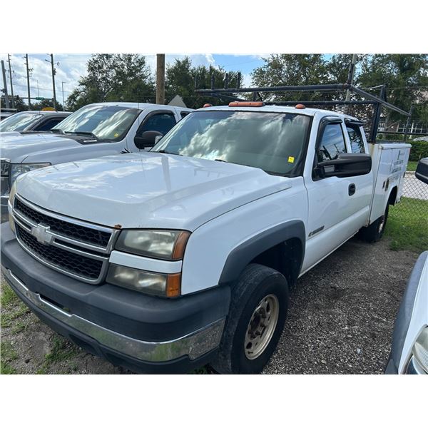 2007 Chevy Silverado 2500 HD 4-Dr. Xcab, UT. Truck