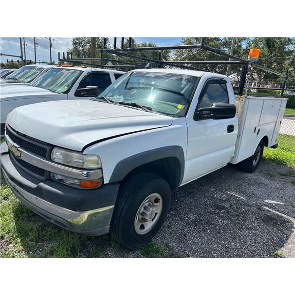 2001 Chevy Silverado 2500 STD Cab Ut. Truck