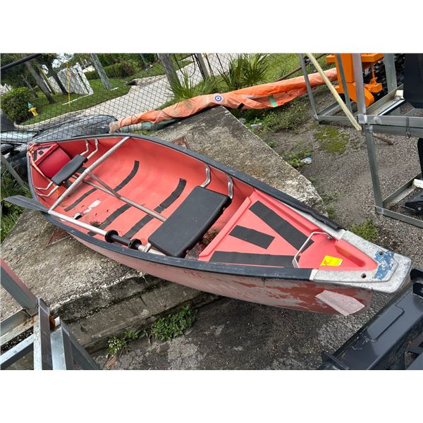 Fiberglass 16'  Canoe w/Oar