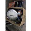 Image 4 : Party Game, Tennis Racket, Cast Pans, Barometer, Clock, Home Goods