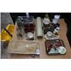 Image 2 : Footed Serving Bowl, Knives, Glassware, Home Goods