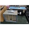 Image 1 : Toolbox, Hardware w/Hardware