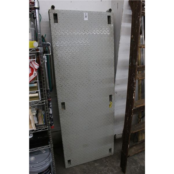 6'  DP  Flat Bed Warehouse - Needs Handles