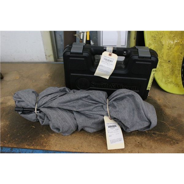 Plastic Tote w/Tissue, Plastic Utensils