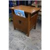 Image 2 : Oak Wood End Table