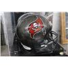 Image 2 : TB Bucs Team Autographed Helmet in Showcase