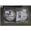Image 1 : Autographed Souvenir Baseballs 2 Signed Jimmy Carter/Bill Clinton