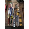 Image 1 : 16-Beer Tap Handles - 16 X $