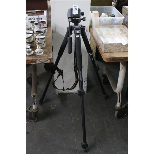 Vanguard Camera Tripod