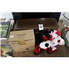 Image 1 : Jewelry Chest, Plush Bears, Toilet Brush, Monitor