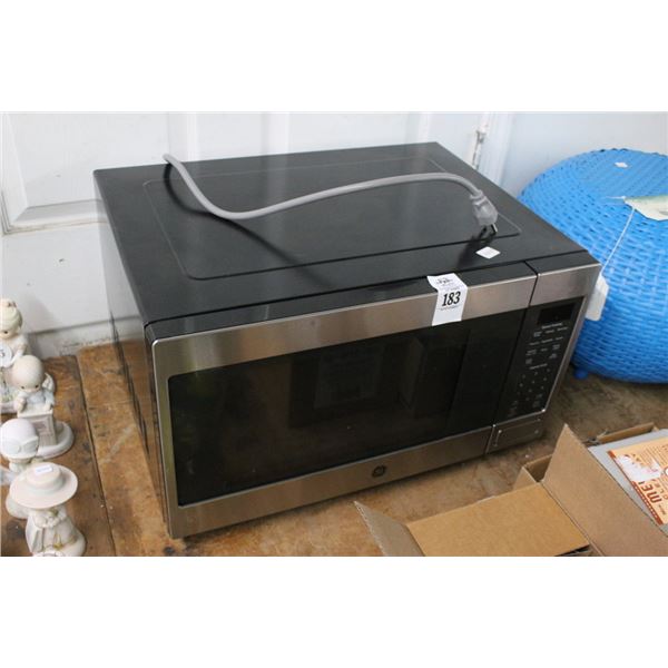 GE  SS  M/W  Oven