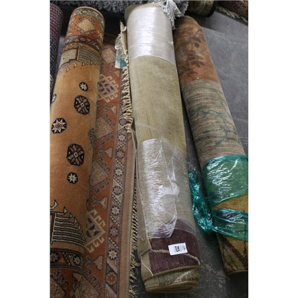 Earthtone Approx.  5'  X  7'  Area Rug