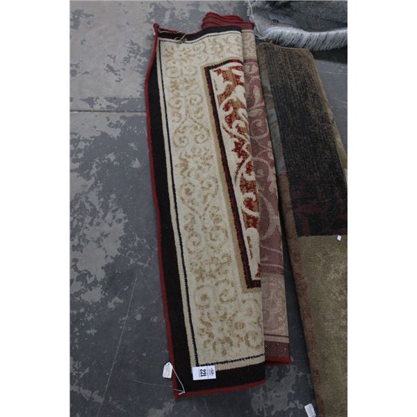 Tan/Red Trim Approx  5'  X  7'  Area Rug
