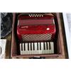 Image 2 : Caneramo Accordian w/Case