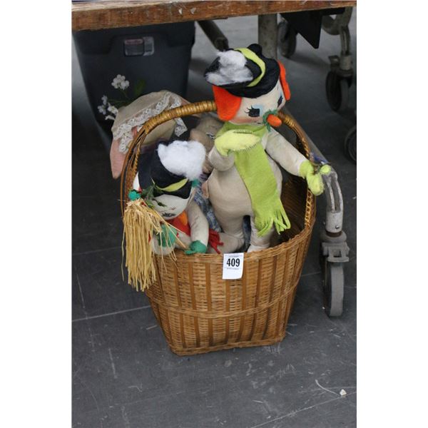 Wicker Basket w/4 Plush Toys