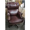 Image 1 : Leather Rolling Button Trim Executive Chair
