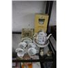 Image 1 : Brambly Hedge, Asst. China w/Squirrel Figurines