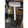 Image 2 : Health Mometer Pedestal Scale