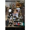 Image 1 : Roseville Basket, Vintage/Oriental Dolls, Cast Fly, Hummel Figurines, Décor