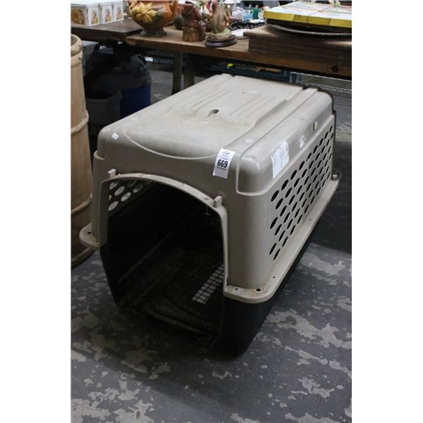 Pet Mate Crate, Shoes/Boots