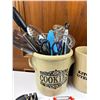 Image 2 : Assortment of Kitchen Utensils