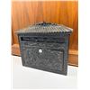 Image 1 : Cast Iron Mailbox