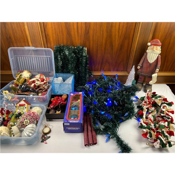 Christmas Decor Lot