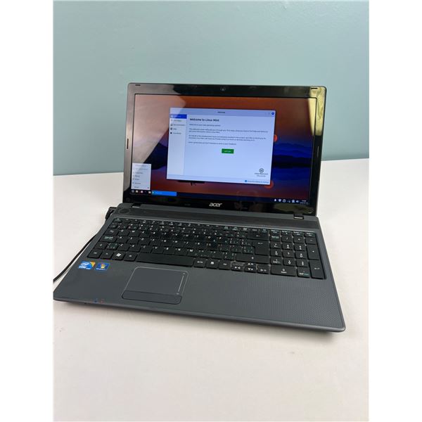 Acer Aspire 5733 Series Laptop