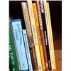 Image 2 : Destination Books