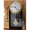 Image 2 : Gilbert Gingerbread Clock