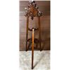 Image 5 : Elegantly Carved Wooden Easel