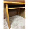 Image 4 : Wooden Desk