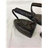 Image 2 : Vintage Irons
