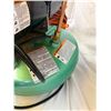 Image 4 : 4 Gallon Air Compressor with Hose