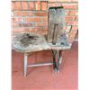 Image 1 : Antique Stitching Horse