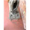 Image 3 : Antique Stitching Horse