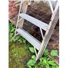 Image 2 : 8' Folding Ladder