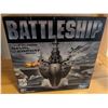Image 5 : Wooden Shelf with LEGO Friends 41130, Battleship Game, Soccer Trophy, and Globe