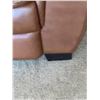 Image 2 : Brown Leather Loveseat