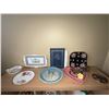Image 1 : Collector Plates, Trays and Decorative Items Lot