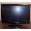 Image 3 : Philips 19-Inch LCD TV With Remote Control