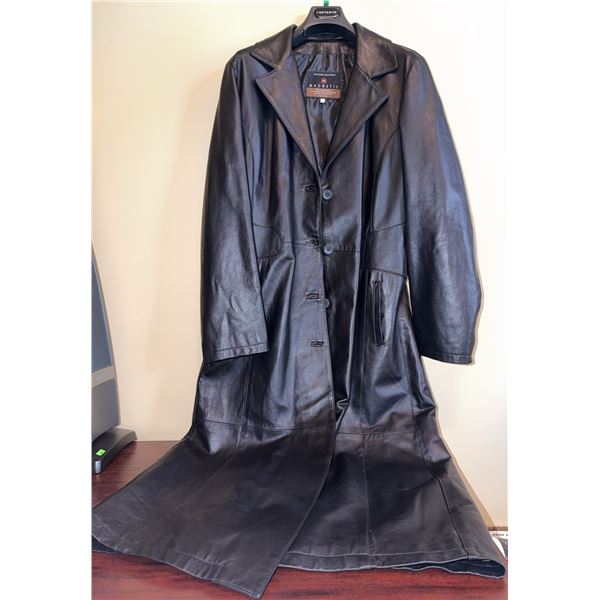 Magnetic Exclusive Collection Italian Leather Trench Coat Size 52