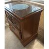 Image 3 : Carlisle Collection Solid Wood Nightstand with Glass Top