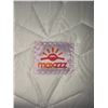Image 4 : Twin Bed with Mattress and Maxzzz Foam Topper