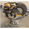 Image 2 : DeWalt Sliding Compound Mitre Saw With Stand and Brackets